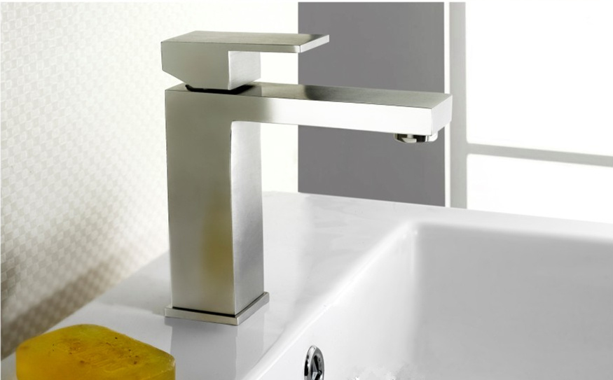 Lavatory Cabinet Stainless Steel Bathroom Basin Tap with Watermark Certificate